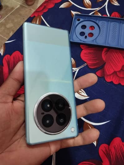 infinix zero 40 sale or xchnge 10.10 full box