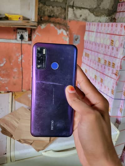 Tecno Camon 15
