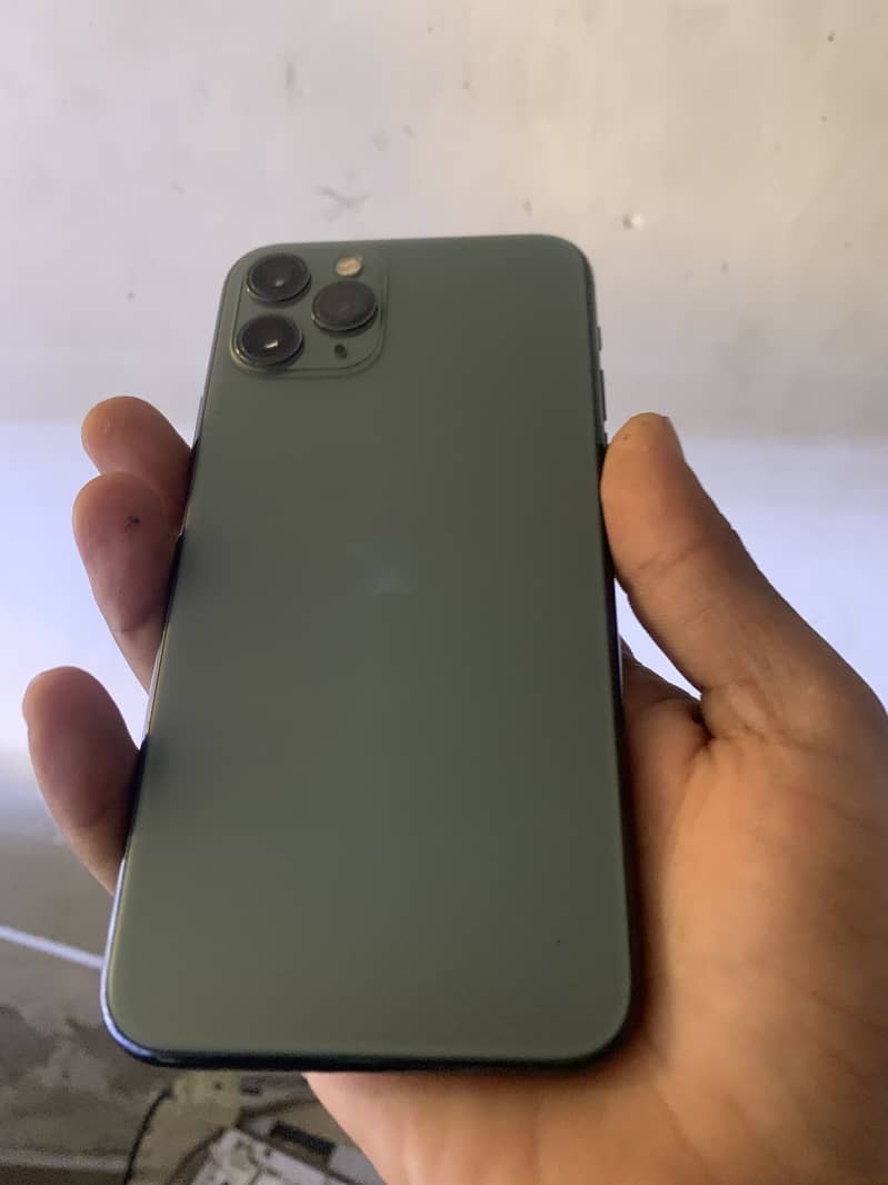 Iphone 11 pro 4