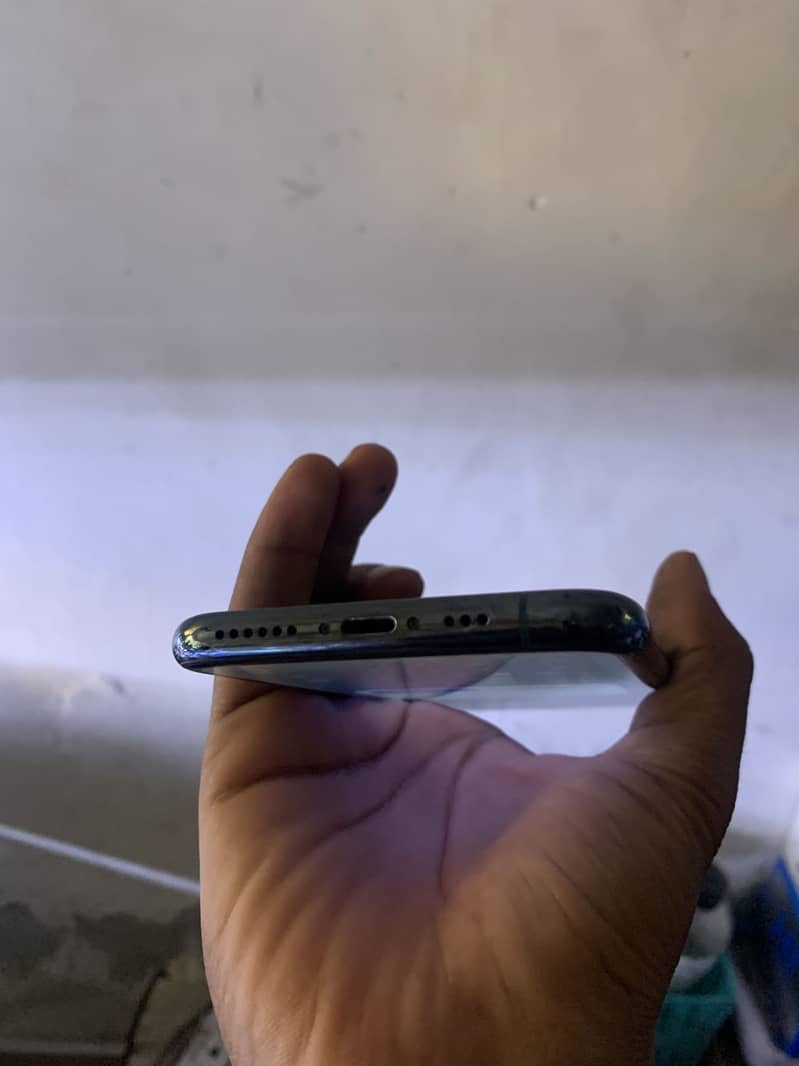 Iphone 11 pro 6