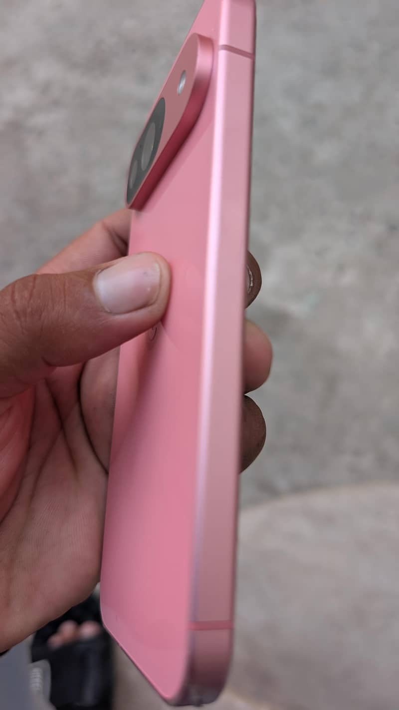 Google pixel 9 5