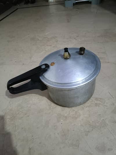 Pressure cooker 11 lit