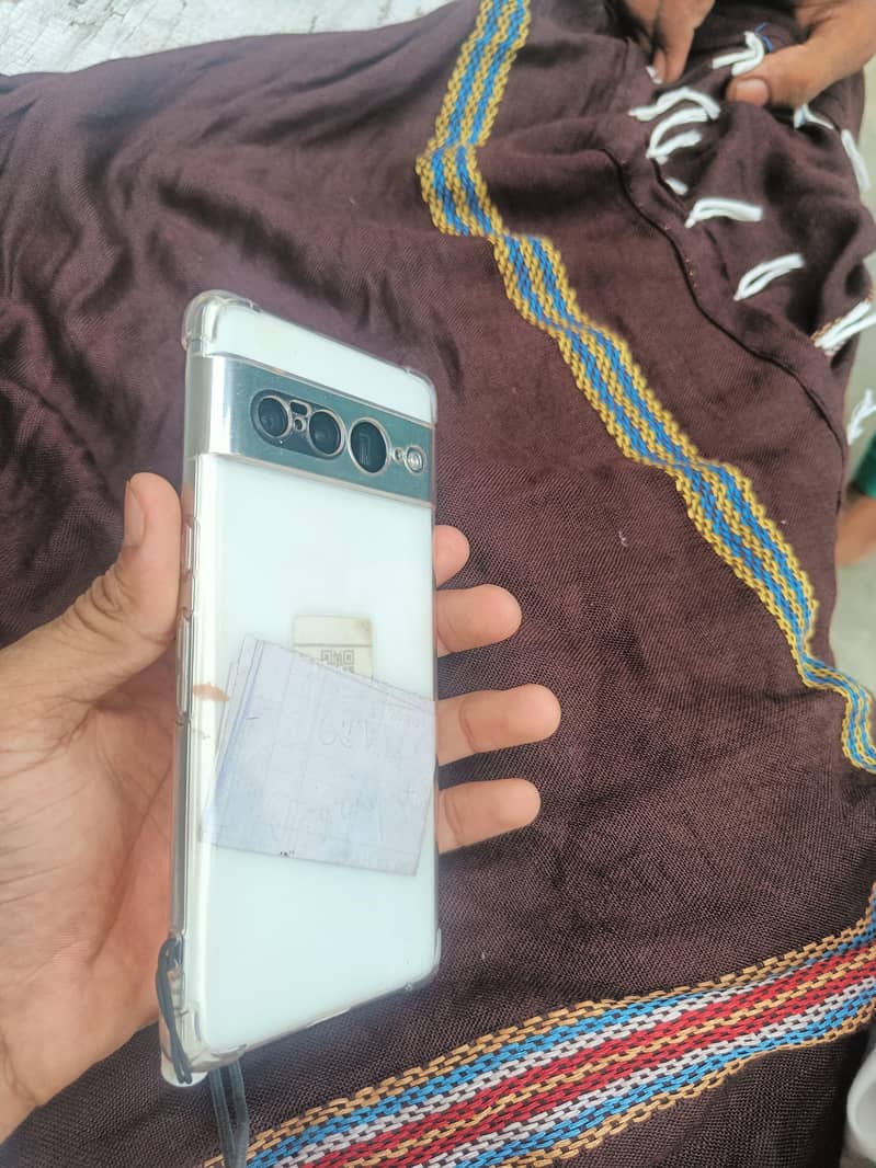 Google Pixel 7 Pro 2