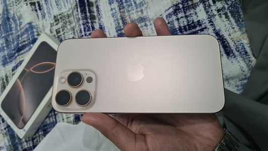 Apple iPhone 16 Pro Max