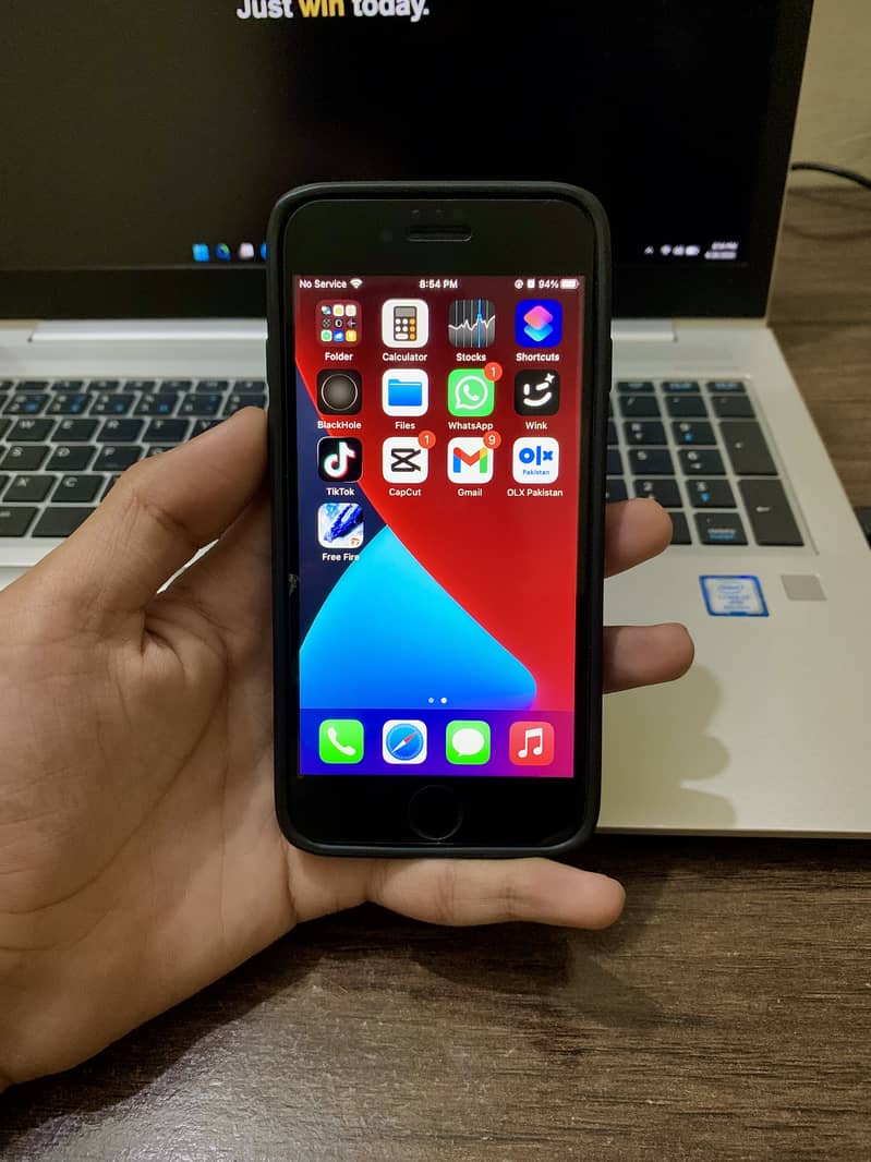 Apple iPhone 7 9