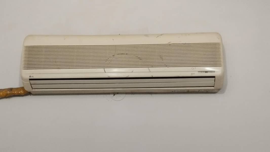 Split AC 1.5 Tonn 1