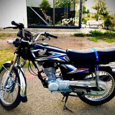 CG 125 Black Color New Condition A1.03064904005