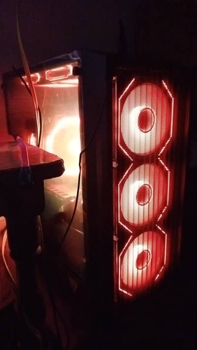 ryzen 5 5600x 256 nvme 16 gb ram argb 3600 ghz