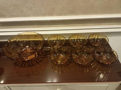 serving bowl with set