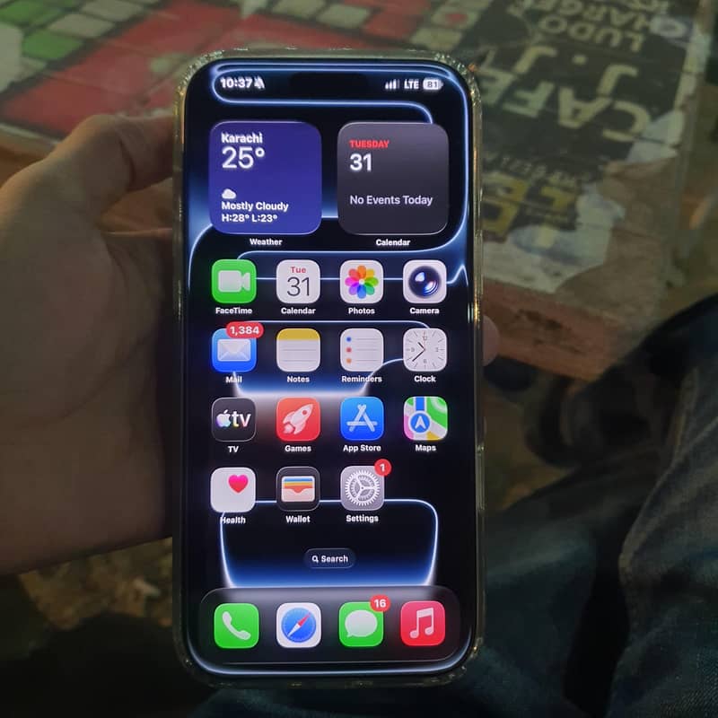 Iphone 17 pro max 1