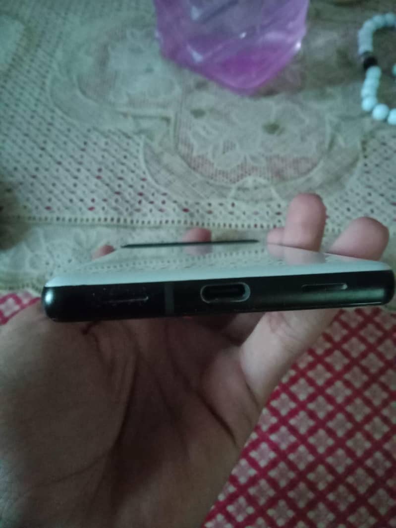 Google Pixel 6a 4