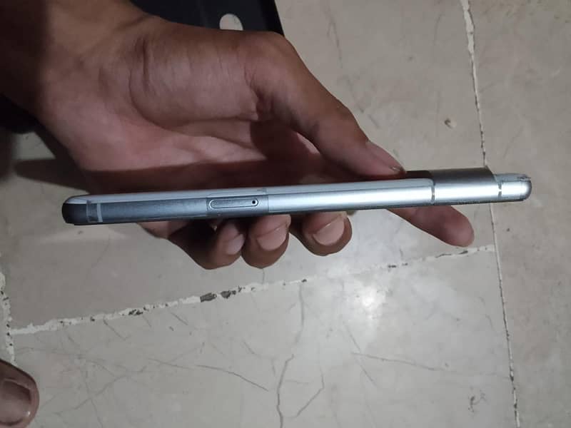 Google Pixel 7 3