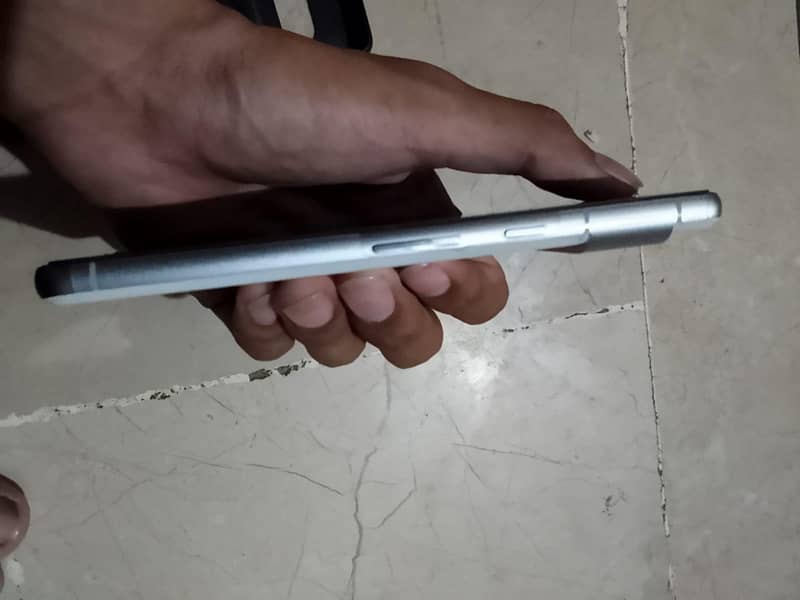 Google Pixel 7 5
