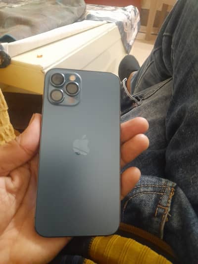 Apple iPhone 12 Pro