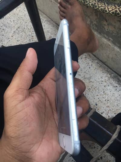 Apple iPhone 6S