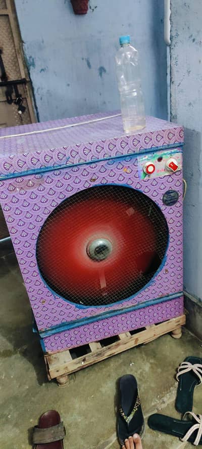 Asia Room coller DC MOTOR VLA COLLER H YAH CONDITION IS BEST LIKE NEW