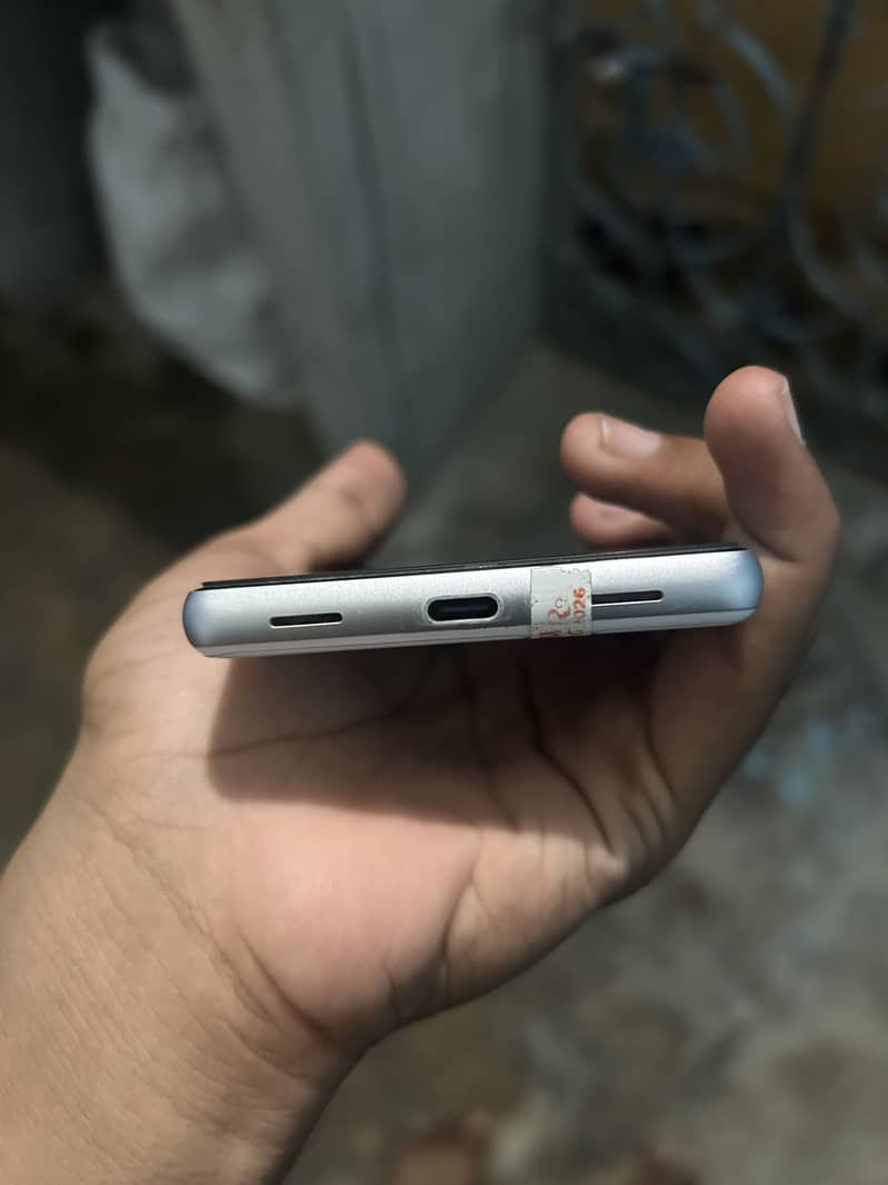 Google Pixel 7a 4