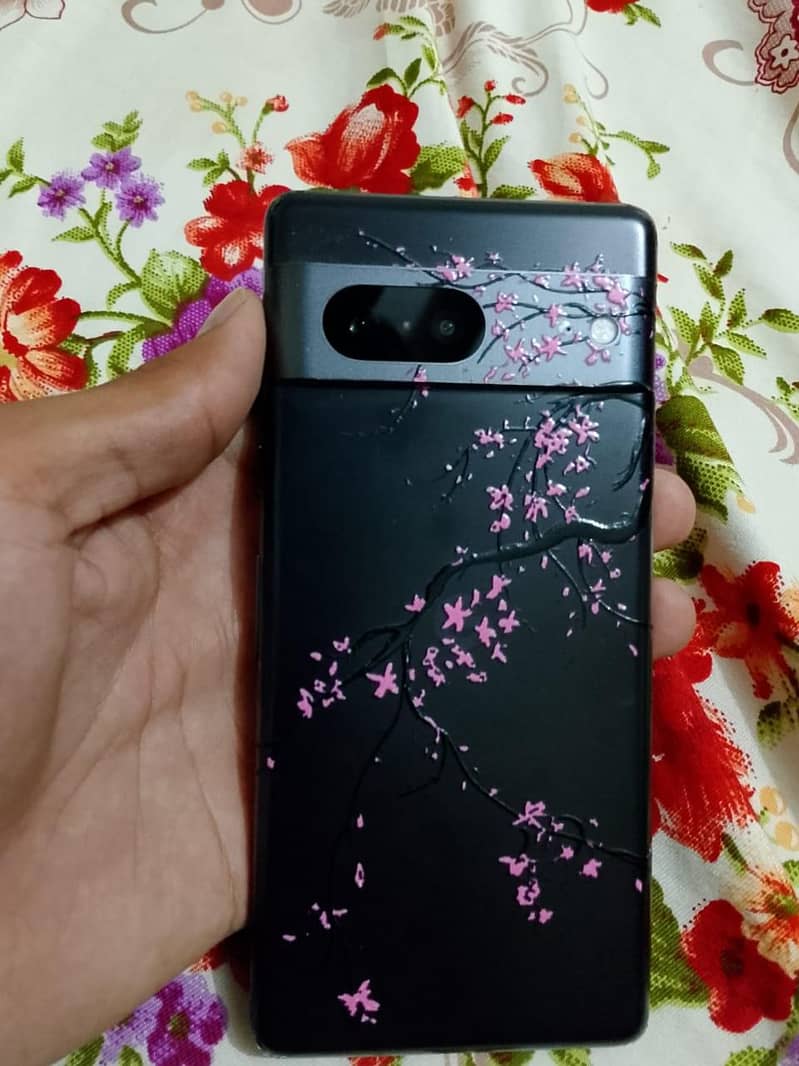 Google Pixel 7 4