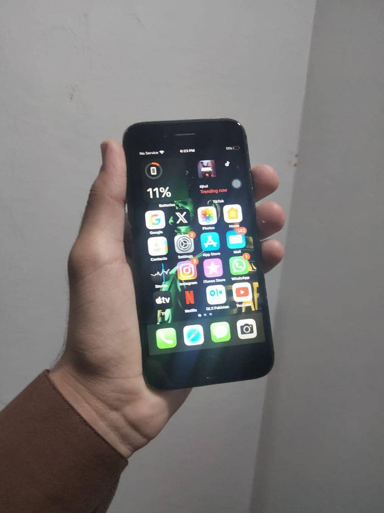 Apple iPhone 7 4