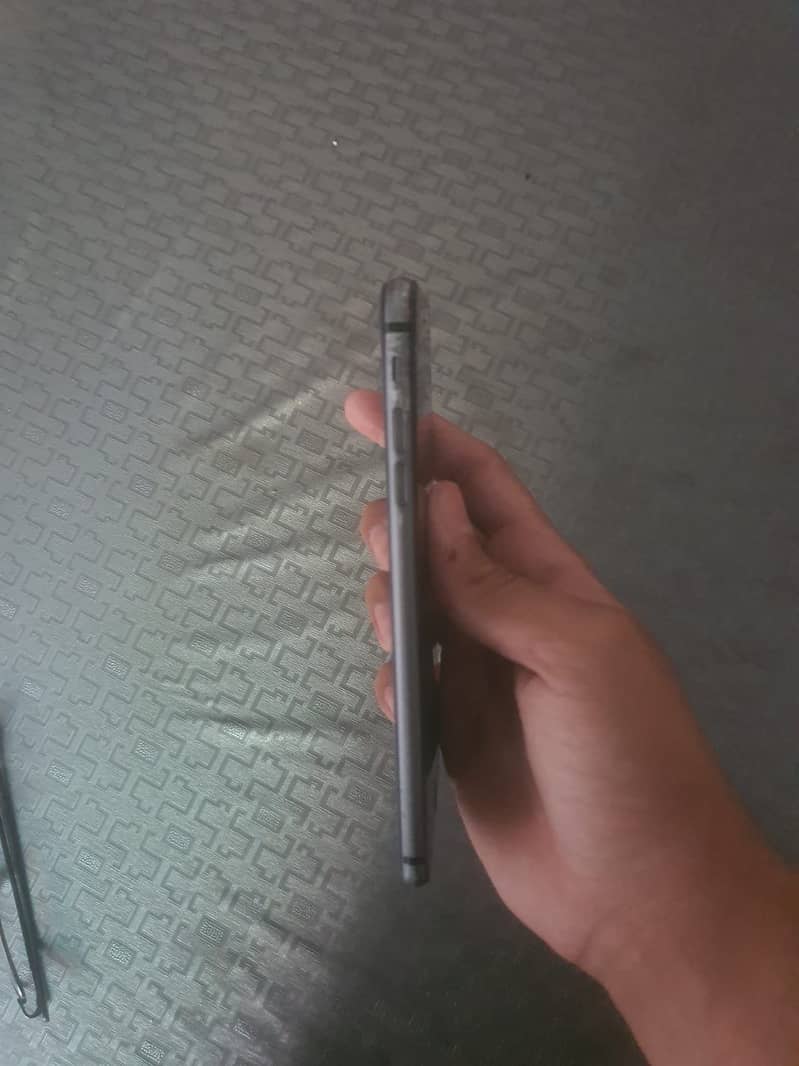 Apple iPhone 8 Plus Contact on WhatsApp. 3244799027 3