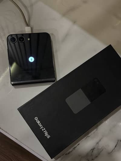 Samsung Mobile Z Flip 5