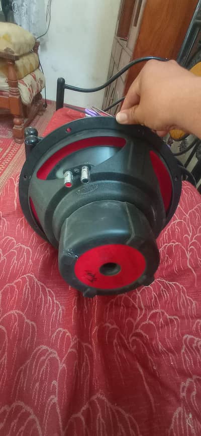 woofer in good condition