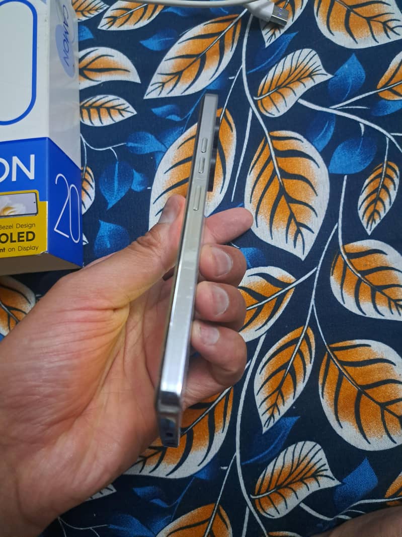 Tecno CAMON 20 4