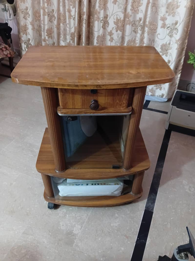 TV trolley 2