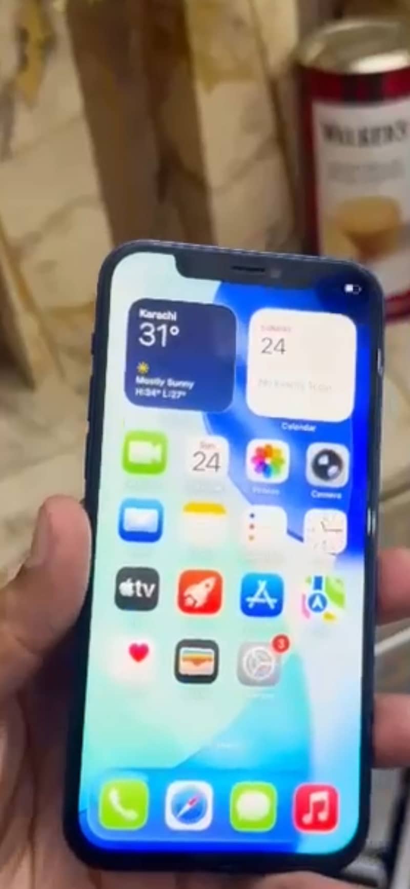 Apple iPhone 12 5