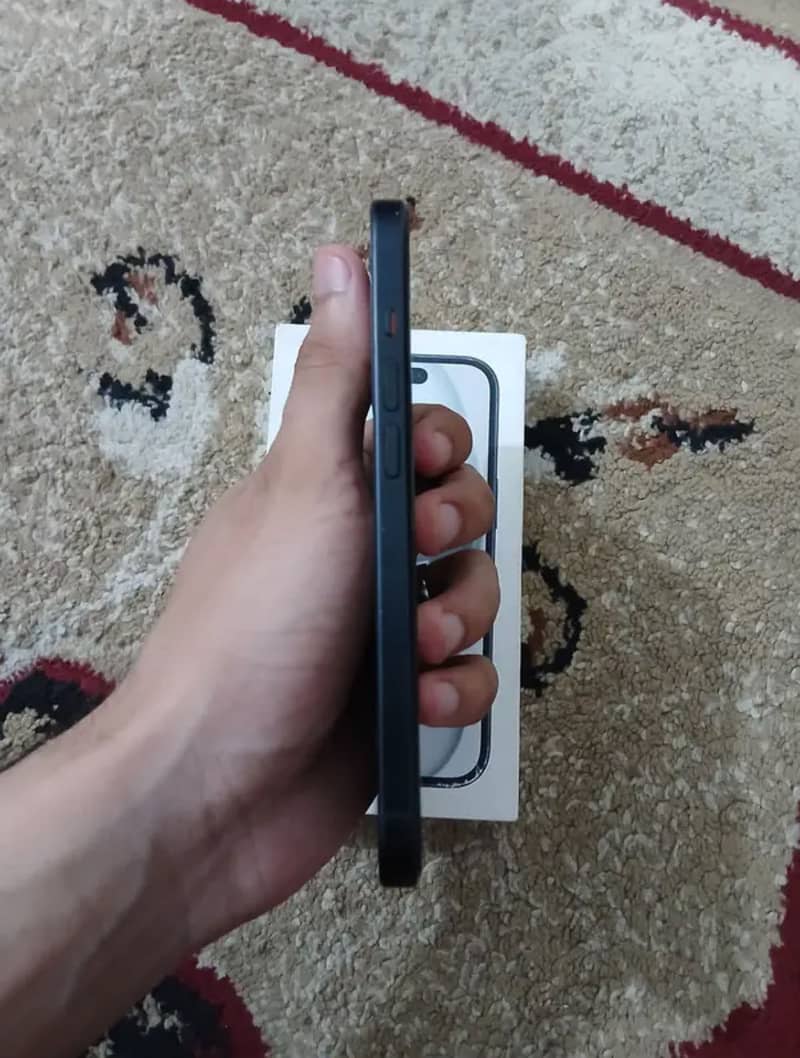 IPhone 15 3