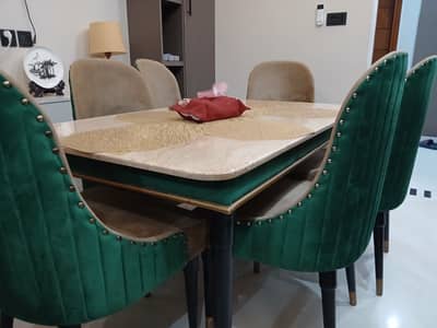 Dining table set for sale almost new condition