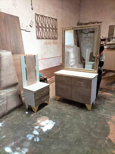 New bed MDF lasani  full cushion main available hai