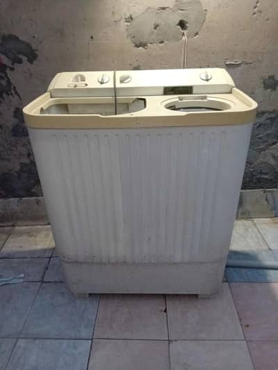 combine washing machine nad spin dryer