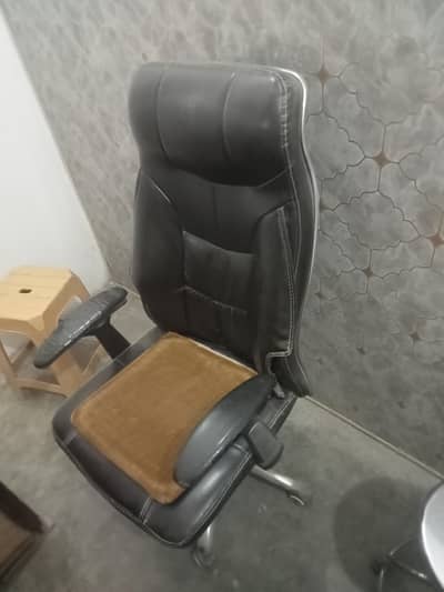 black chair