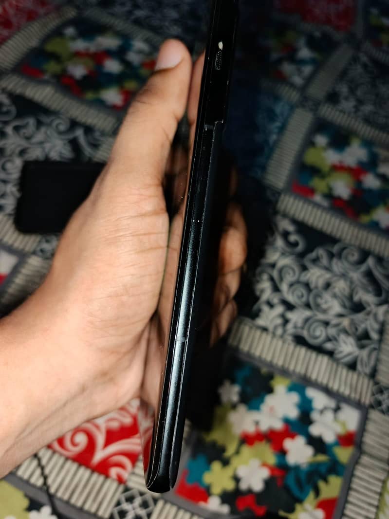 One Plus 10 Pro 4