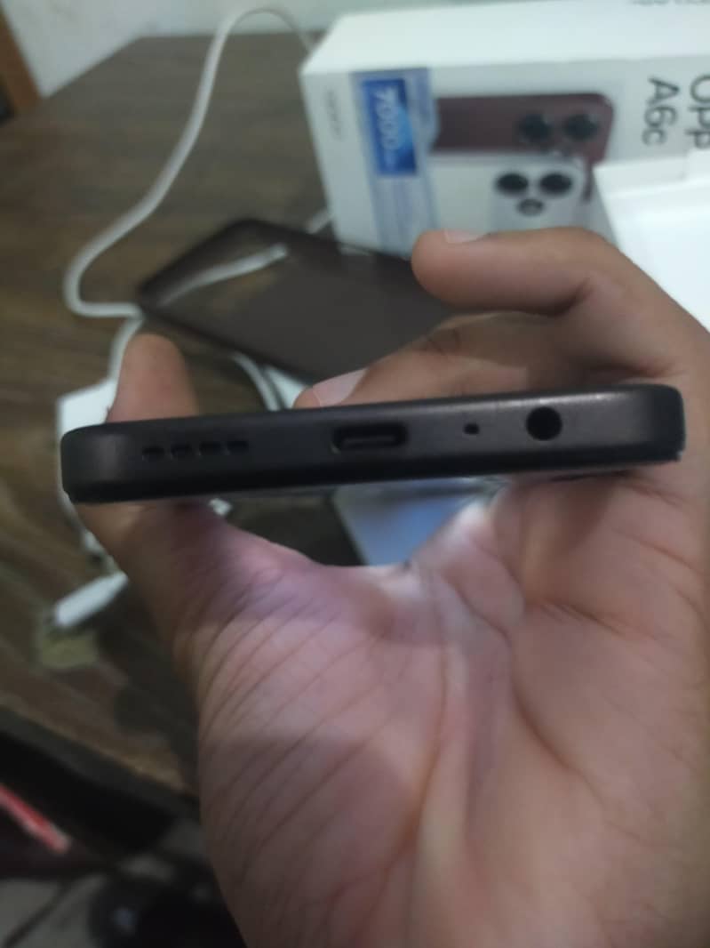 OPPO A6c 7