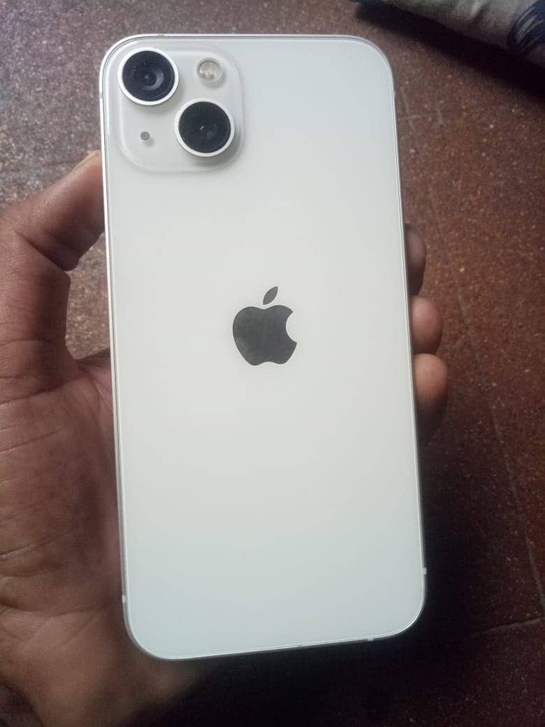 Apple iPhone 13 6
