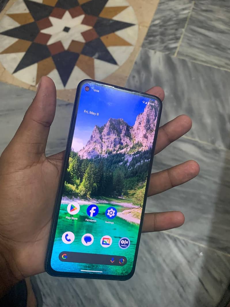 Google Pixel 5a 0