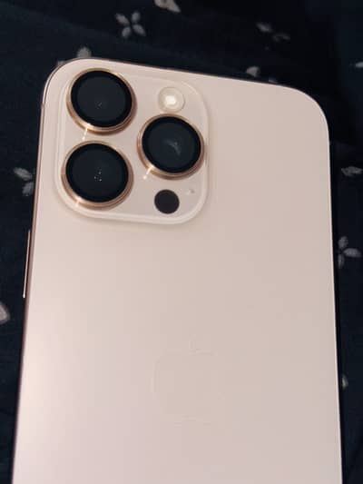 Apple iPhone 16 Pro Max