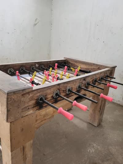Exciting Foosball Table – Excellent Condition!