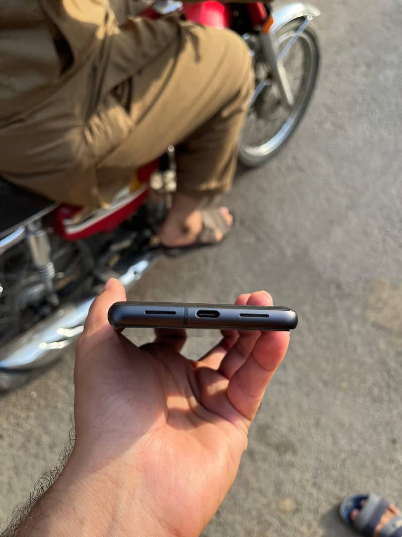 Google Pixel 7 3