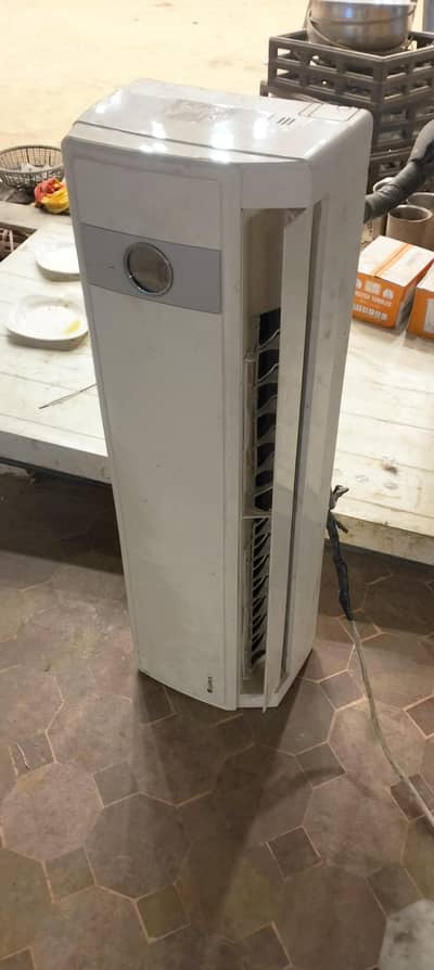 Gree der ton ac good condition genuine pice ke garanty