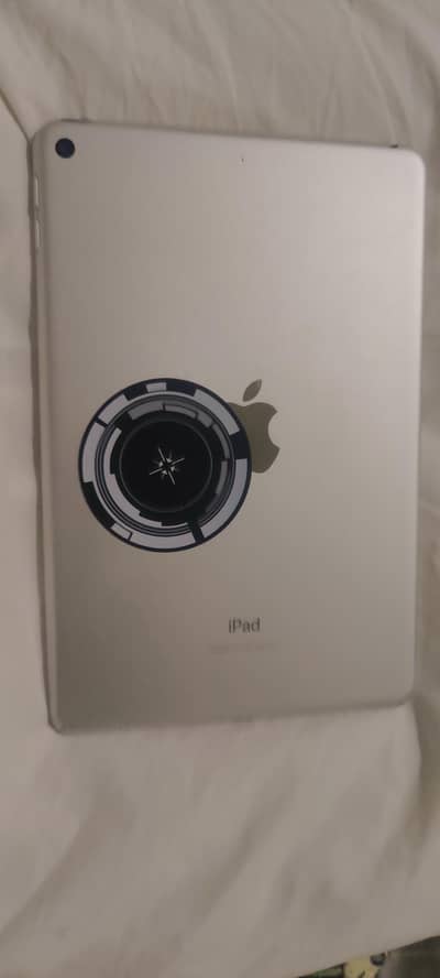 I pad mini 5 64 Gb with box Charger