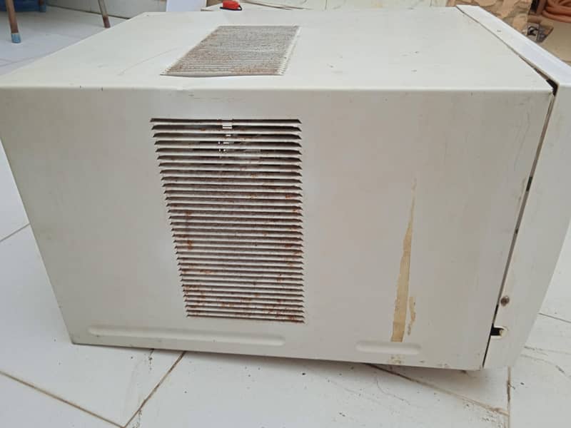 WINDOW AC 0