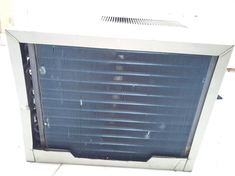 WINDOW AC 2