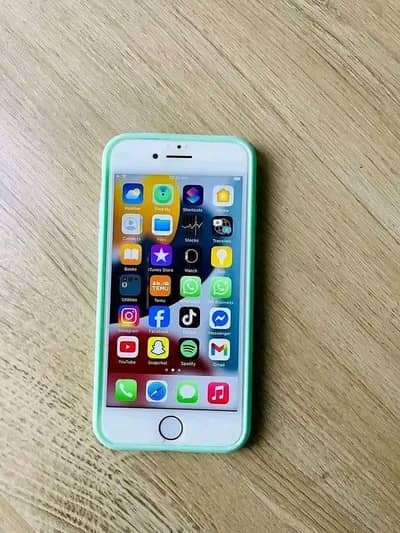 iphone 6 plus 128 GB with box my WhatsApp number 0325/22/61/268