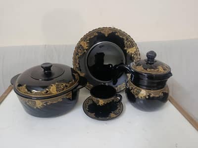 black marble dinner set