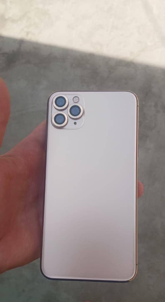 iPhone 11 Pro Max 2