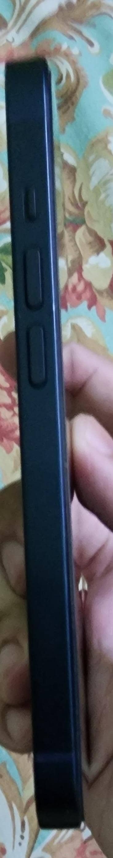 Apple iPhone 14 4