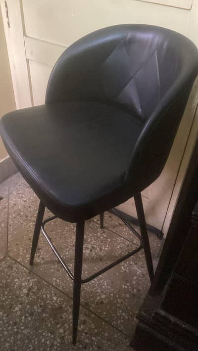 bar stool